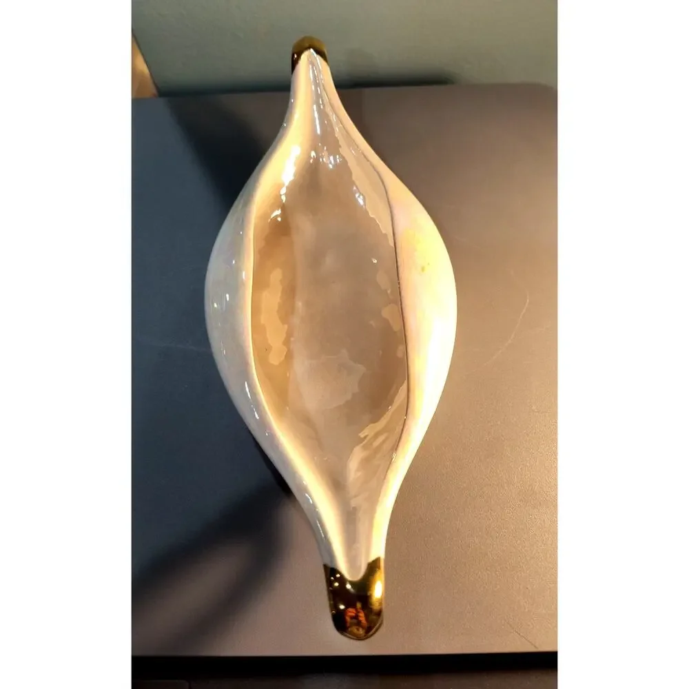 787. Vintage Lenox Ivory China Leaf Shaped Trinket Dish